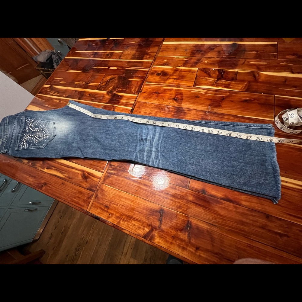 Machine Ripped Jeans. Size 7. - Picture 13 of 14